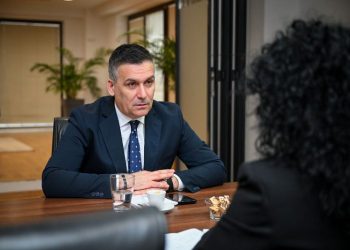 Хоџа официјално ја презеде функцијата министер за животна средина и просторно планирање